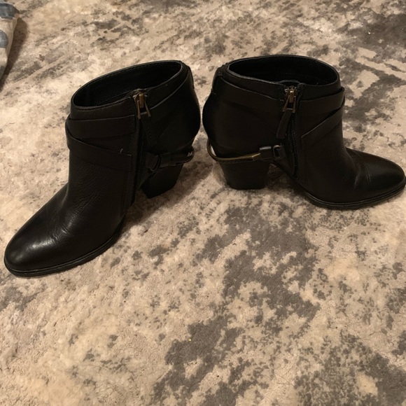 Boots - Picture 6 of 6